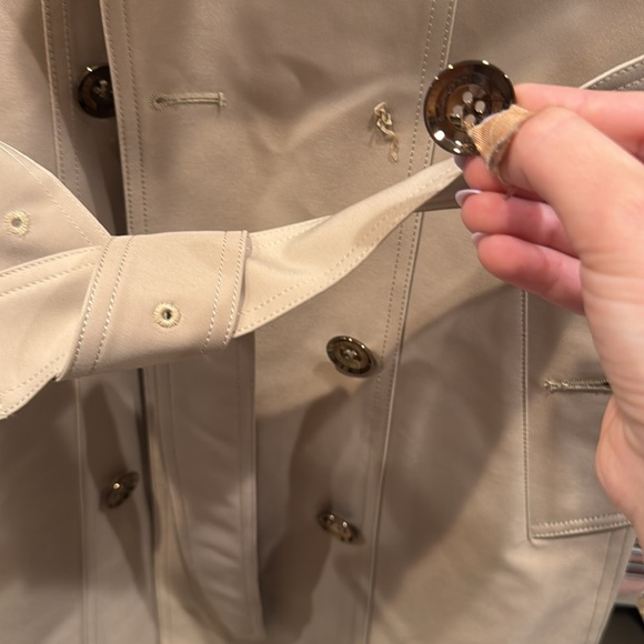 Burberry trench coat us6 - Picture 4 of 4